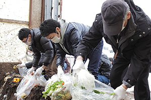 Sorting Waste into Multi-Species to Promote Resource Recycling